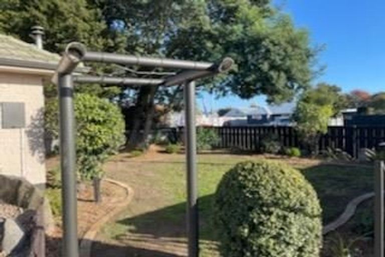 Photo of property in 701 Main South Road, Islington, Christchurch, 8042