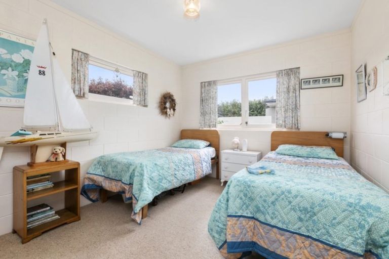 Photo of property in 33 Hinewa Road, Otumoetai, Tauranga, 3110