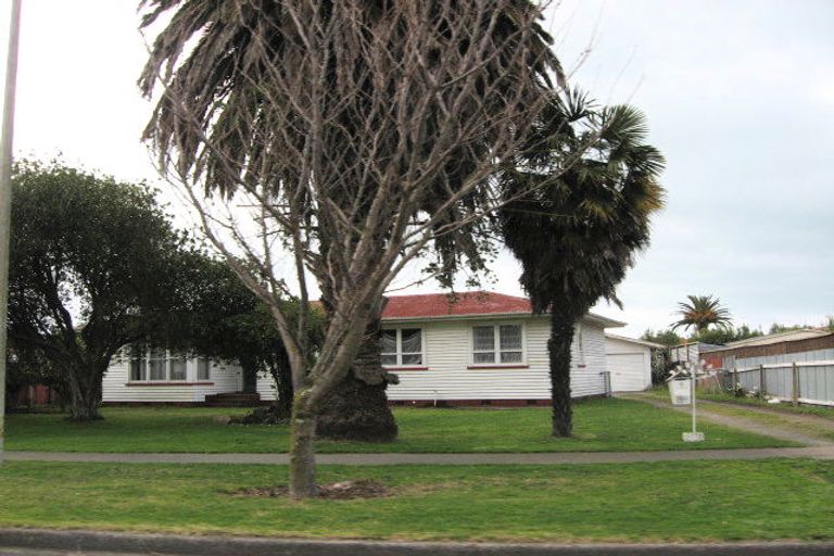 Photo of property in 9 Memorial Park Avenue, Haumoana, 4102