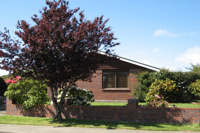 Photo of property in 6 Blakeley Place, Kaiapoi, 7630