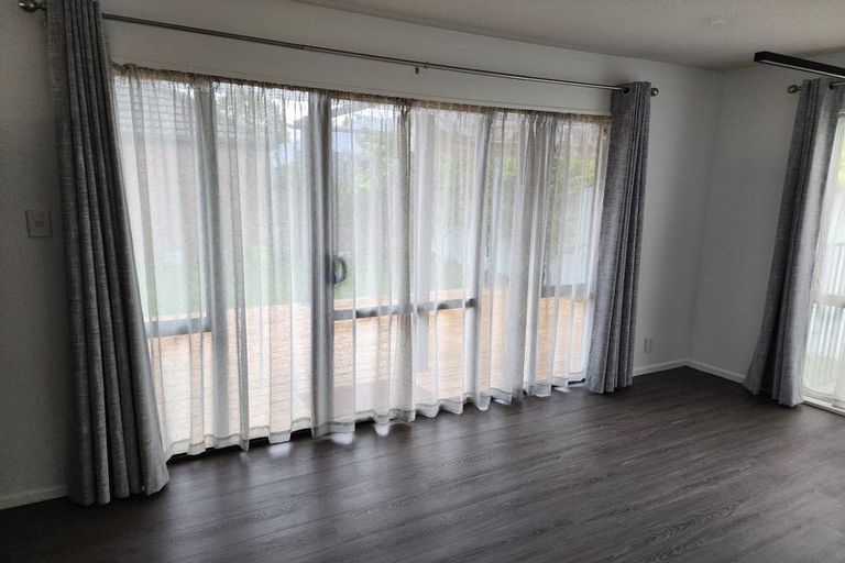 Photo of property in 77 Mackworth Street, Woolston, Christchurch, 8062