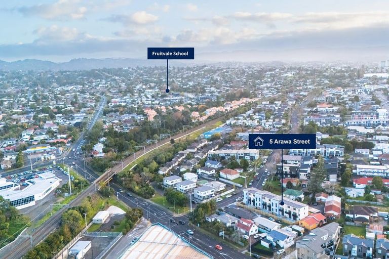 Photo of property in 3/5 Arawa Street, New Lynn, Auckland, 0600