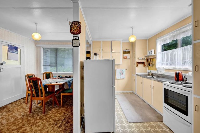 Photo of property in 123 Pembroke Street, Westown, New Plymouth, 4310