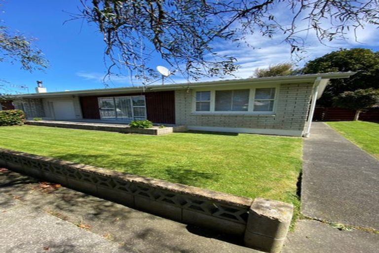 Photo of property in 14 Katene Street, West End, Palmerston North, 4412