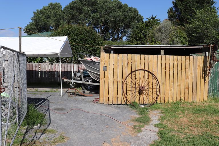 Photo of property in 3 Kimihia Road, Huntly, 3700