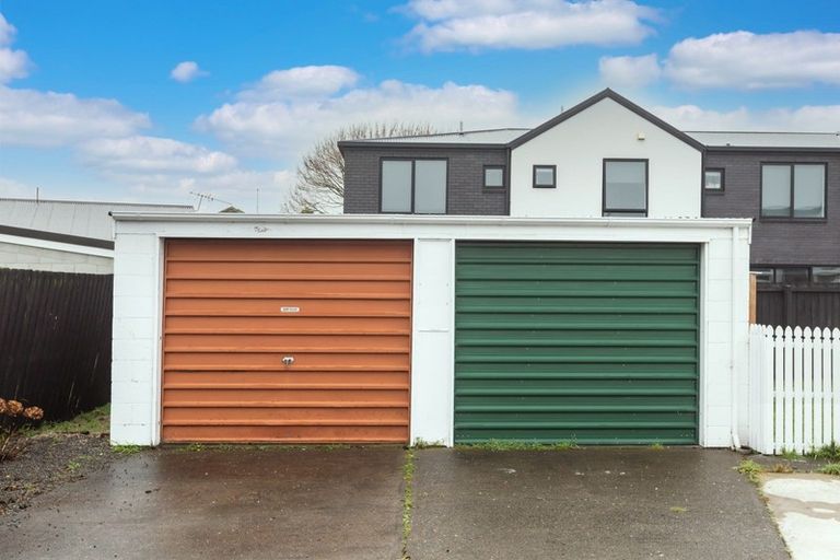 Photo of property in 1/4 Division Street, Riccarton, Christchurch, 8041