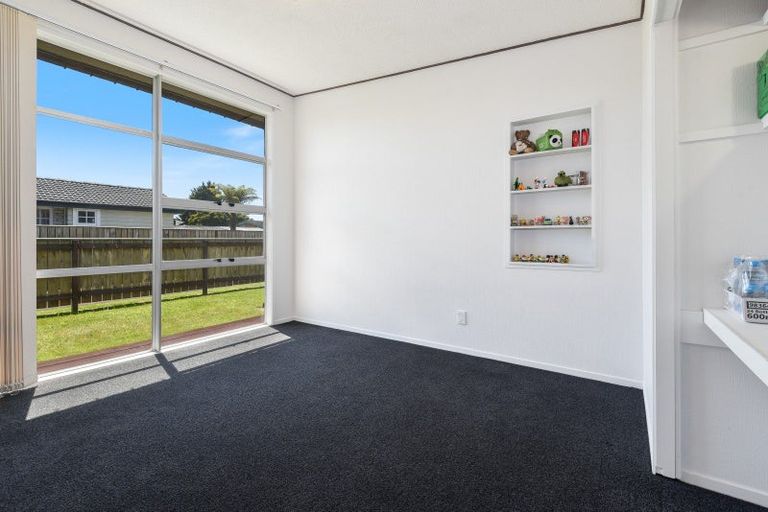 Photo of property in 28 Iles Road, Lynmore, Rotorua, 3010