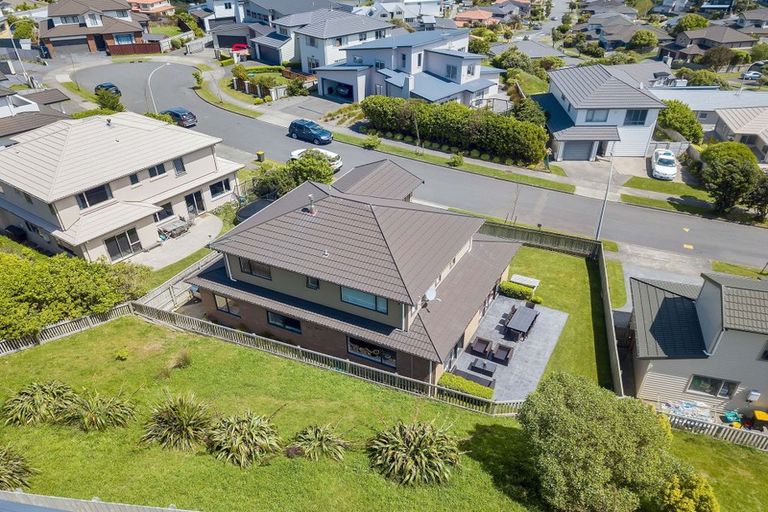Photo of property in 3 Didsbury Grove, Churton Park, Wellington, 6037