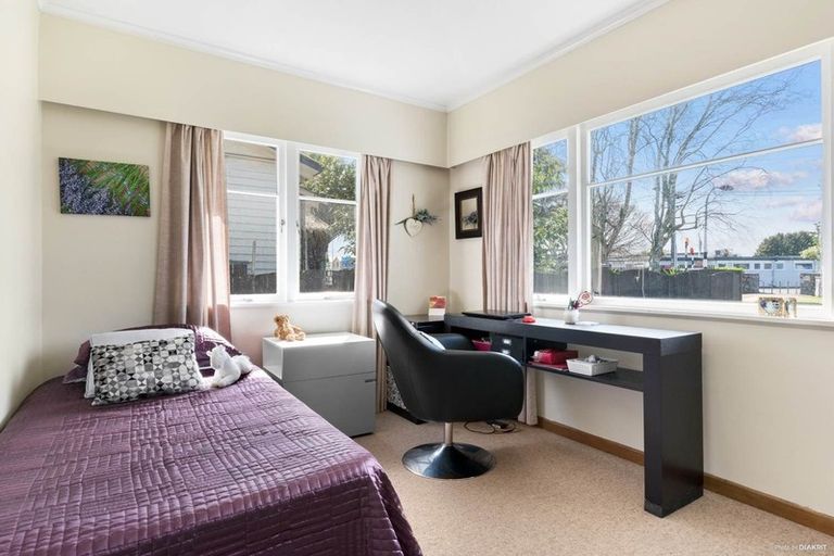 Photo of property in 1/160 Porchester Road, Papakura, 2110