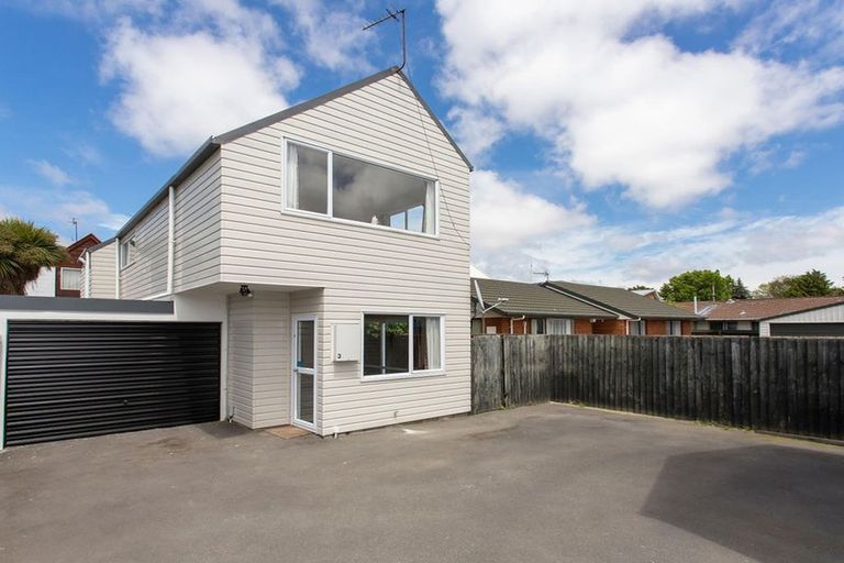 Photo of property in 3/194 Hastings Street East, Waltham, Christchurch, 8023