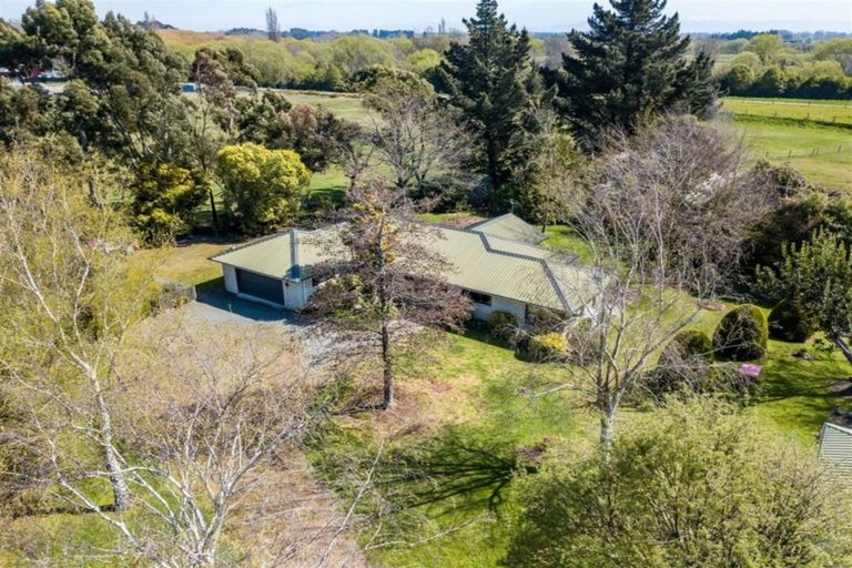 Photo of property in 390 Johns Road, Northwood, Christchurch, 8051