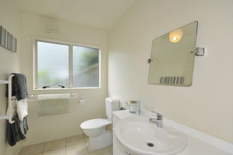 Photo of property in 86 Karepa Street, Brooklyn, Wellington, 6021