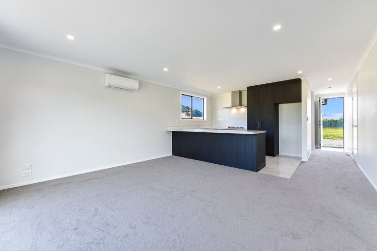 Photo of property in 10 Houpara Place, Papamoa, 3118