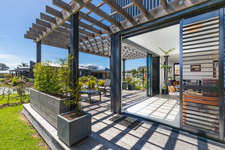 Photo of property in 11 Citrus Place, Mangawhai, 0505