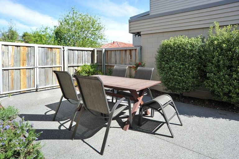 Photo of property in 94b Picton Avenue, Riccarton, Christchurch, 8011