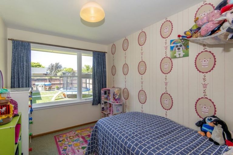 Photo of property in 48 Roberta Drive, Somerfield, Christchurch, 8024