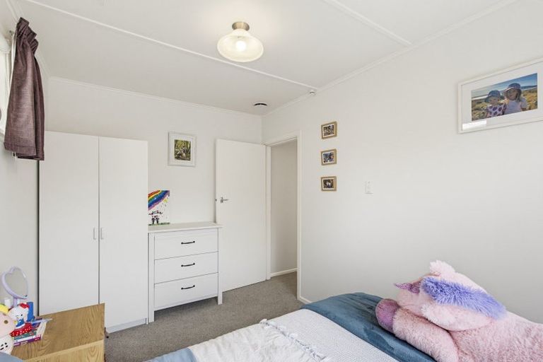 Photo of property in 22 Gray Avenue, Paraparaumu Beach, Paraparaumu, 5032