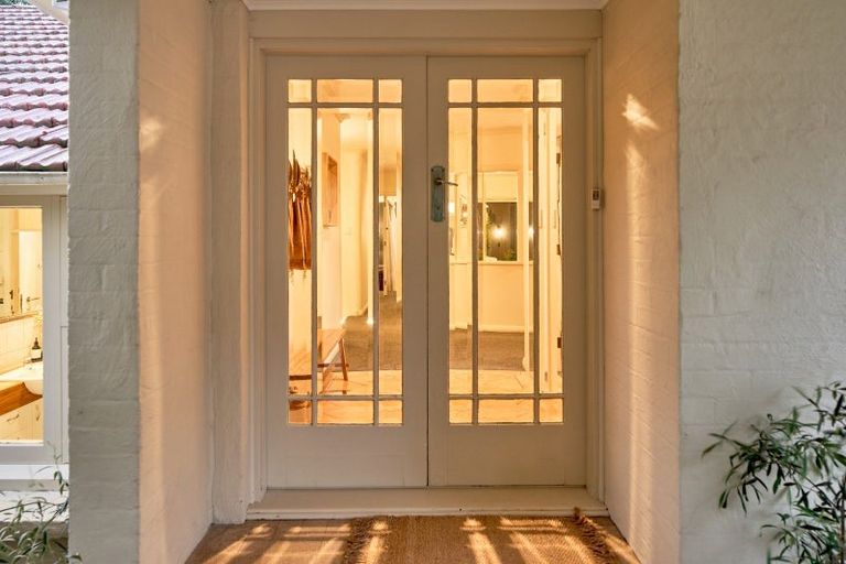 Photo of property in 46 Kawiu Road, Levin, 5510