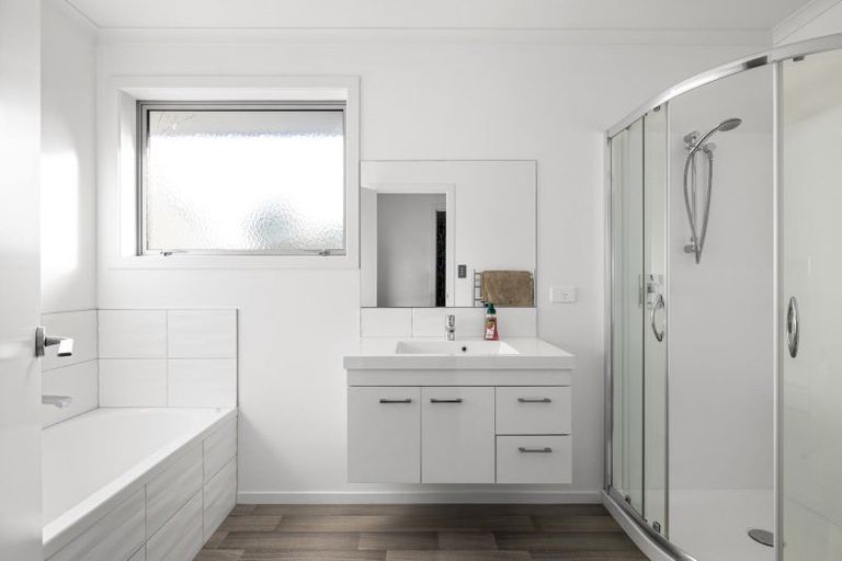 Photo of property in 10 Hayden Way, Welcome Bay, Tauranga, 3112