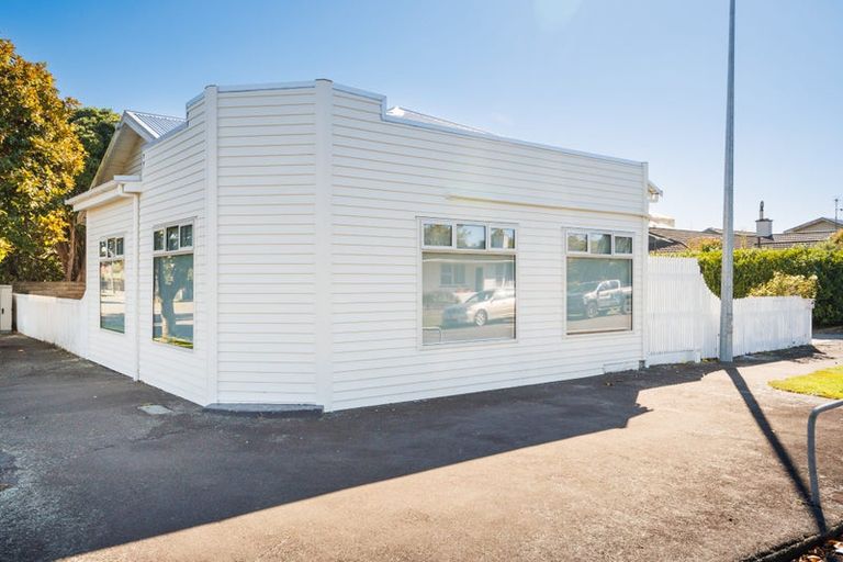 Photo of property in 3 Saint Johns Avenue, Palmerston North, 4414