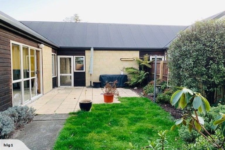 Photo of property in 60b Halswell Road, Hillmorton, Christchurch, 8025