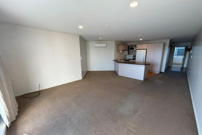 Photo of property in Paramount Apartments, 30/281 Maunganui Road, Mount Maunganui, 3116