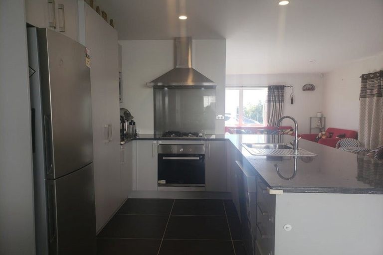 Photo of property in 43 Treestump Road, Takanini, 2112