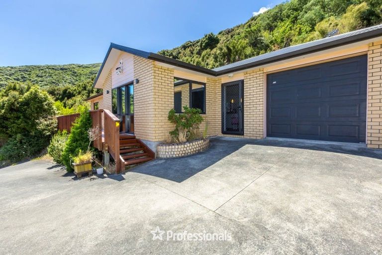 Photo of property in 46f Castlerea Street, Wainuiomata, Lower Hutt, 5014