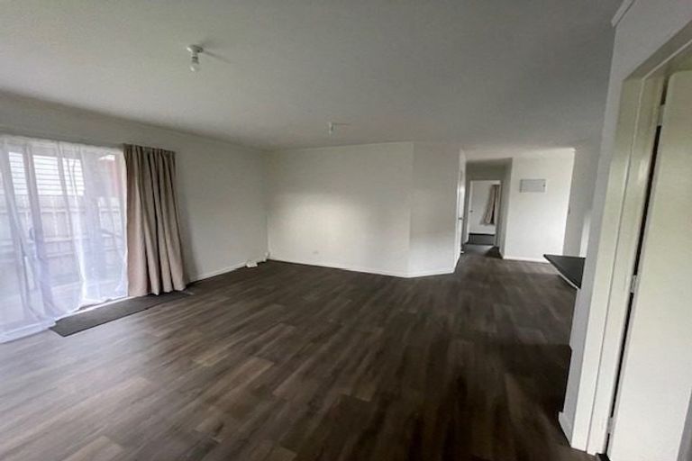 Photo of property in 1/21 Solveig Place, Randwick Park, Auckland, 2105