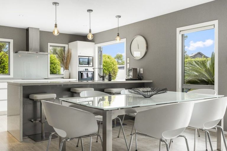 Photo of property in 10 Amokura Crescent, Flagstaff, Hamilton, 3210