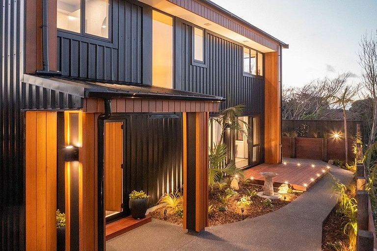 Photo of property in 129a Matatua Road, Raumati Beach, Paraparaumu, 5032