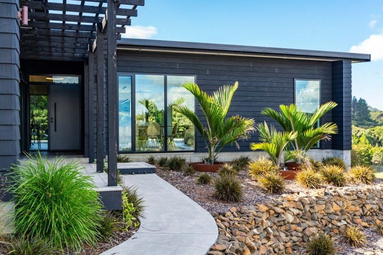 Photo of property in 84 Robert Hastie Drive, Mangawhai, 0573