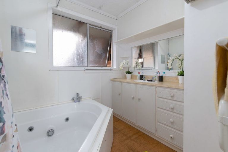 Photo of property in 55 Papanui Street, Tokoroa, 3420