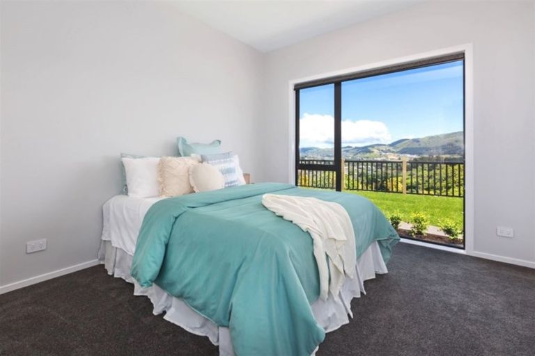 Photo of property in 55 Queen Charlotte Drive, Aotea, Porirua, 5024