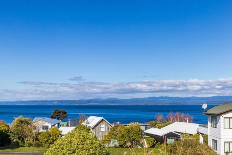 Photo of property in 16 Hinekapi Terrace, Kuratau, Turangi, 3381