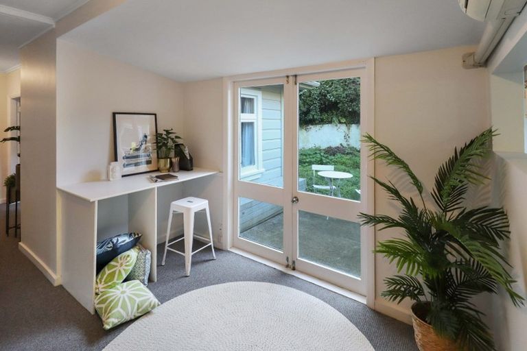 Photo of property in 104 Holloway Road, Aro Valley, Wellington, 6021