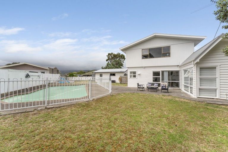 Photo of property in 3 Dennis Grove, Paraparaumu Beach, Paraparaumu, 5032