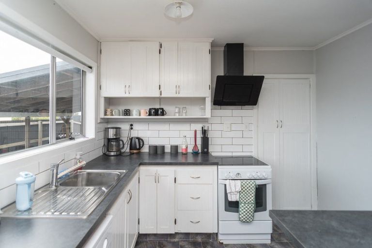 Photo of property in 34 Saint Leonards Road, Temuka, 7920