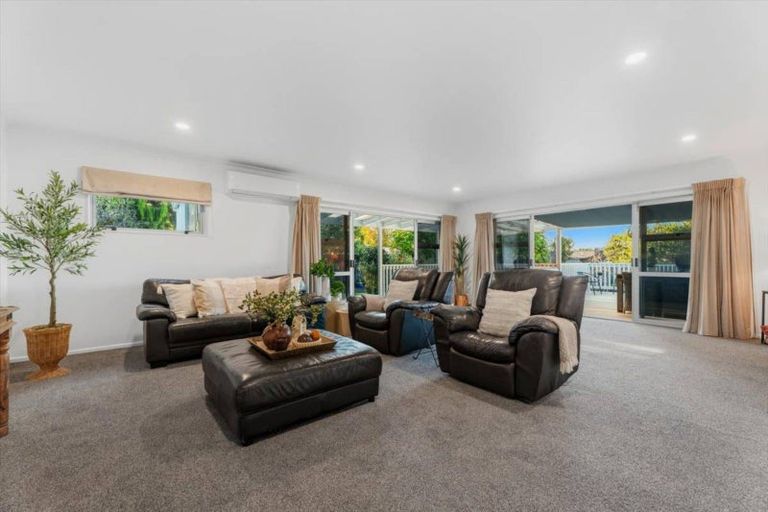 Photo of property in 111 Boucher Avenue, Te Puke, 3119