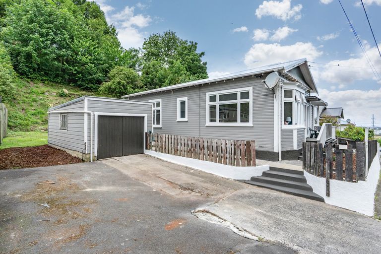 Photo of property in 95 Glen Road, The Glen, Dunedin, 9011