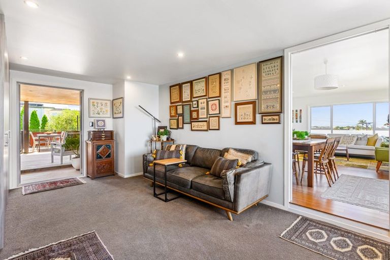 Photo of property in 38 Hinemoa Street, Birkenhead, Auckland, 0626