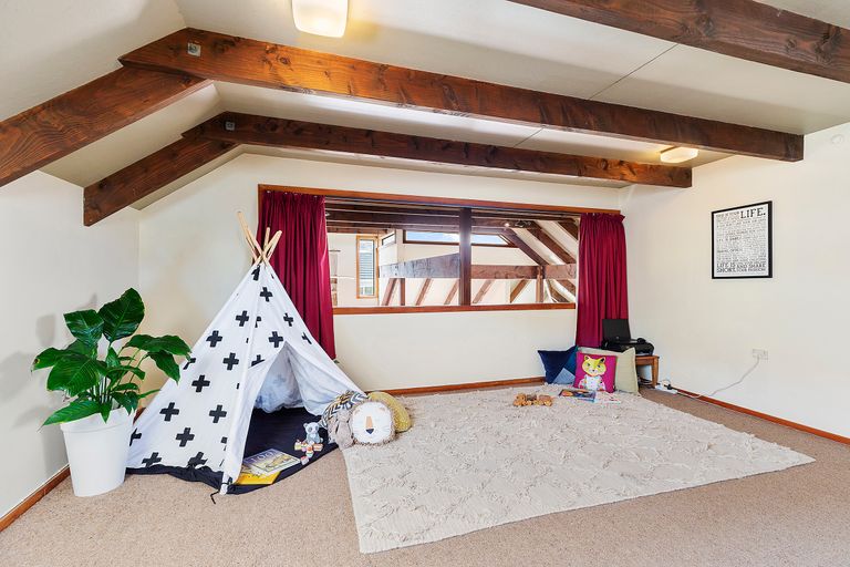 Photo of property in 63 Discovery Drive, Whitby, Porirua, 5024