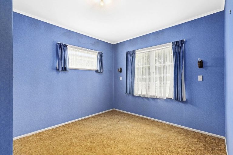 Photo of property in 112 Main Road, Tawa, Wellington, 5028
