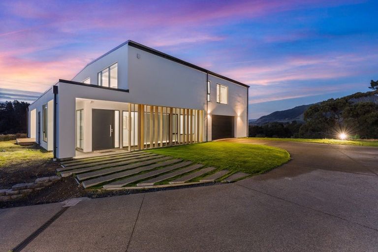 Photo of property in 1 Stetson Rise, Waikanae, 5391