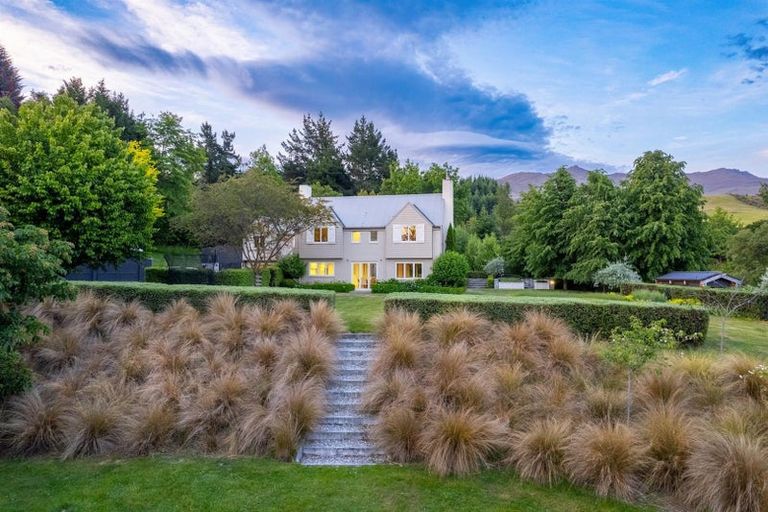 Photo of property in 183 Dalefield Road, Dalefield, Queenstown, 9371