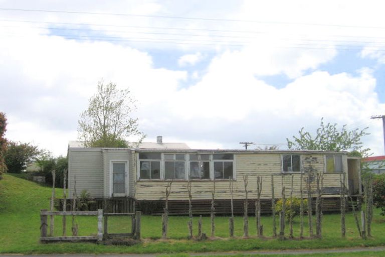 Photo of property in 12 Moana Crescent, Mangakino, 3421