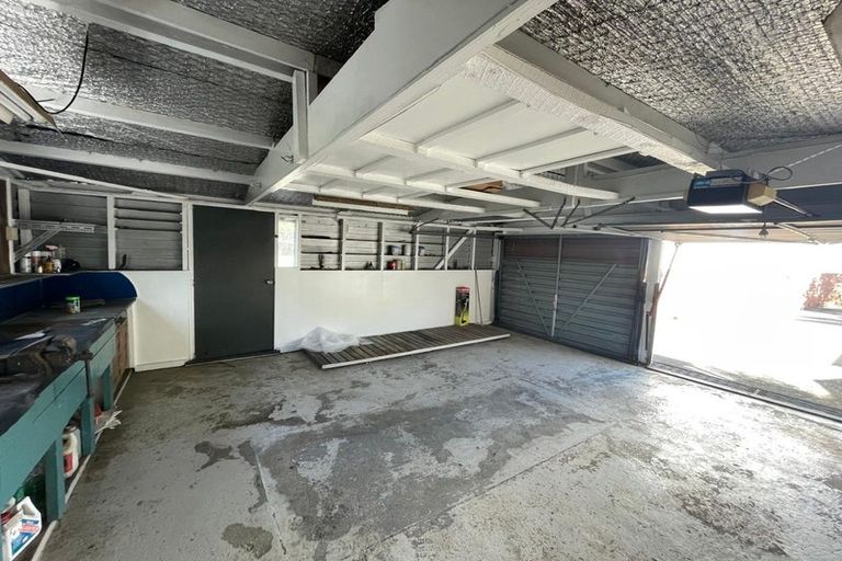 Photo of property in 8 Wyman Place, Pakuranga Heights, Auckland, 2010