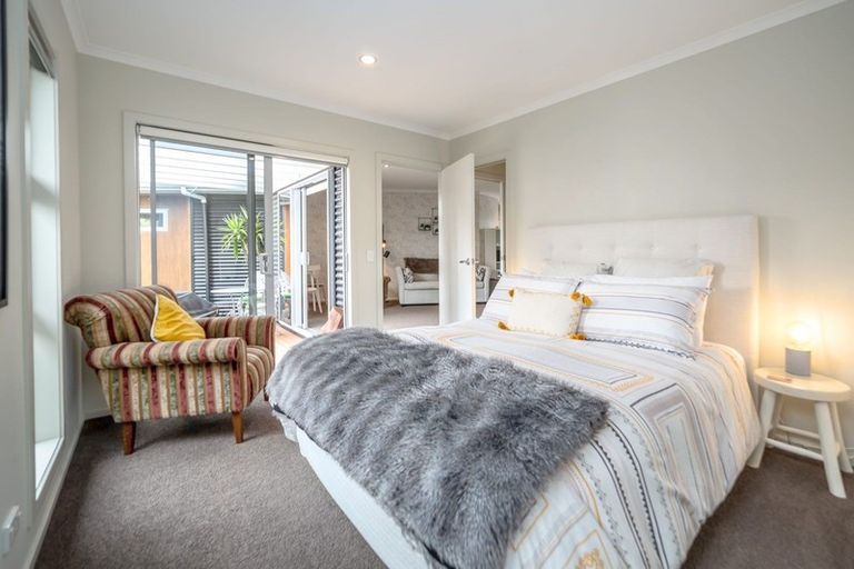 Photo of property in 12 Wood Street, Greytown, 5712