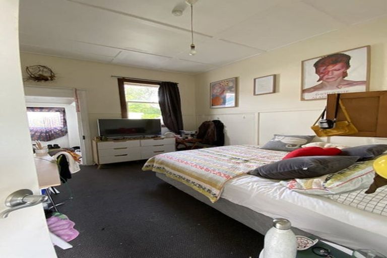 Photo of property in 4 Levy Street, Mount Victoria, Wellington, 6011