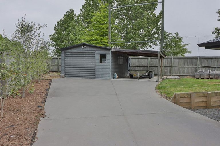 Photo of property in 70 Mapleham Drive, Pegasus, 7612